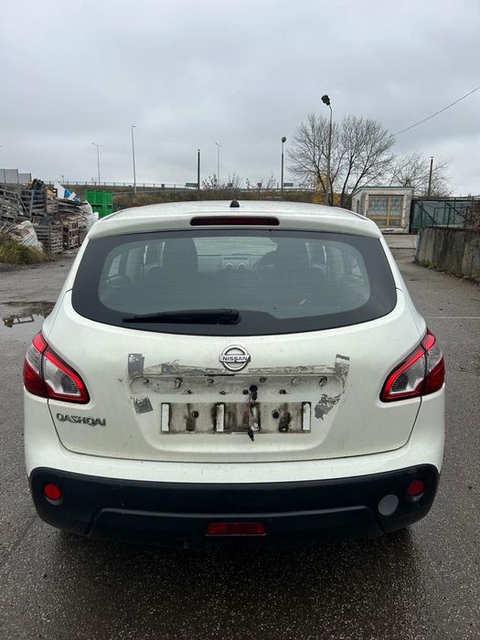 Nissan Qashqai 1.6 benzyna