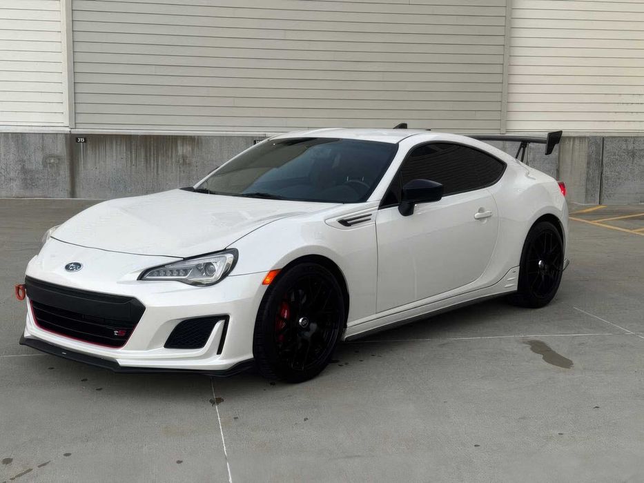 Subaru BRZ      2018