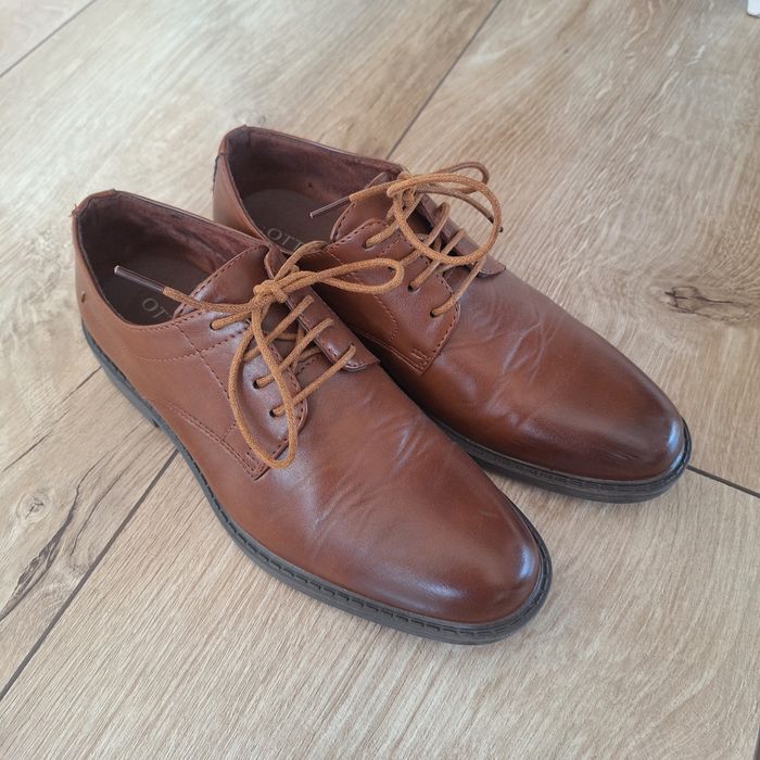 Buty I komunia eleganckie