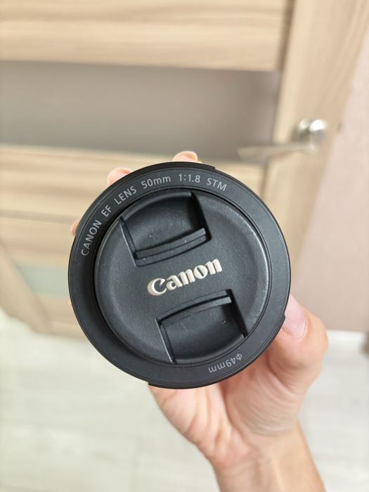 Canon ef 50 mm  1.8 стан новий!