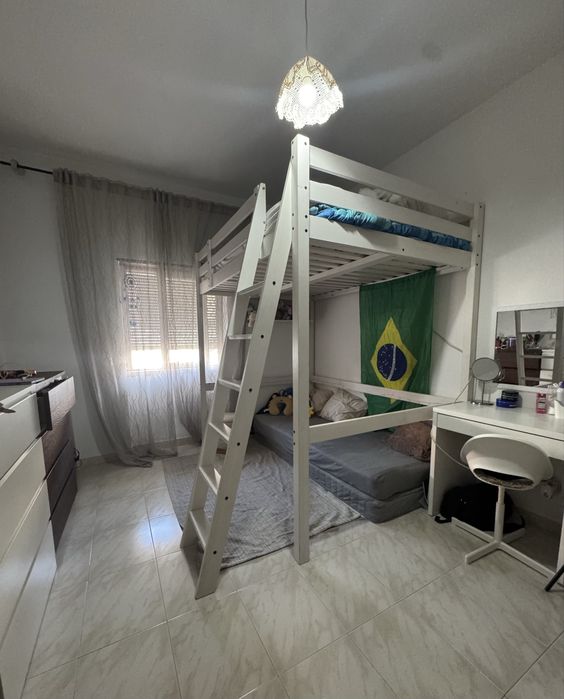 Cama Beliche de Casal IKEA