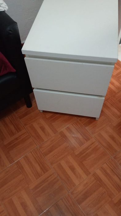 Mesa de cabeceira ikea