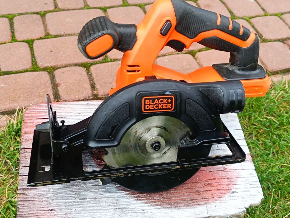 Piła tarczowa Black decker akumulatorowa