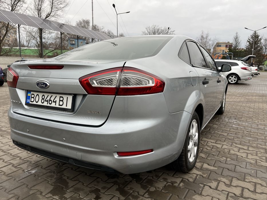 Ford Mondeo 2012 1.6 бензин