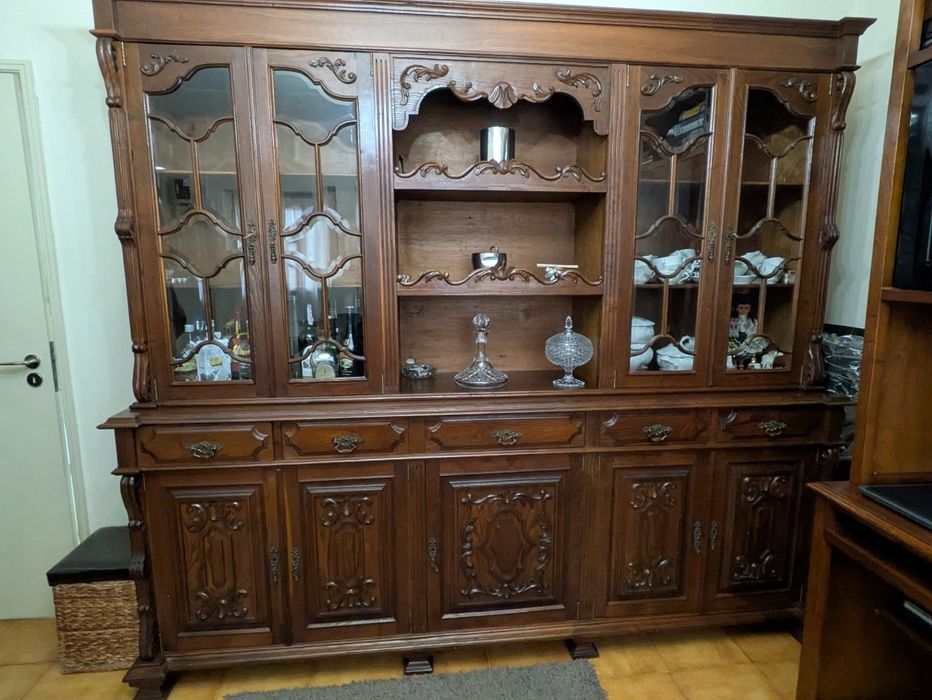 Móvel de sala Vintage em madeira de castanho