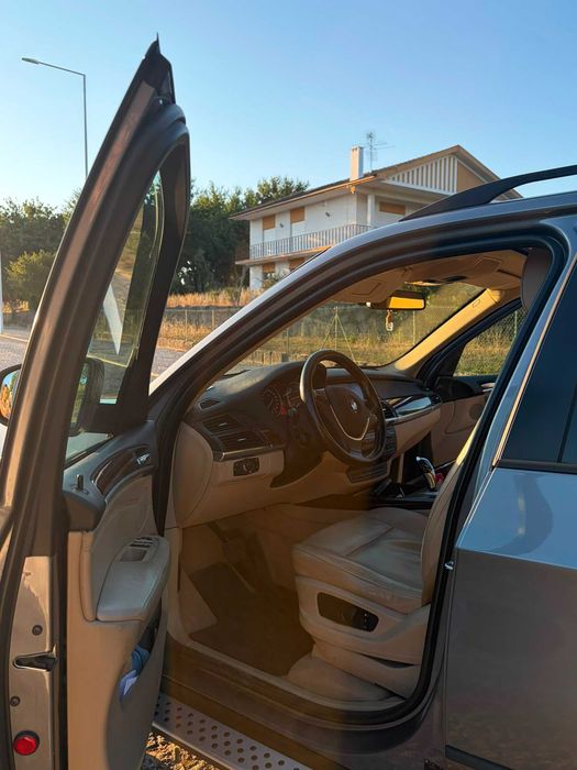 Bmw x 5 2007 de 7 lugares com 260.000 klms