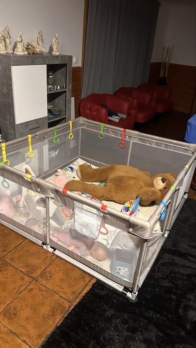 Parque Infantil 150cm c/12 pegas e colchão