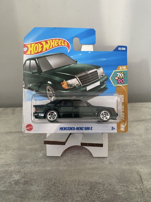 Mercedes-Benz 500E
