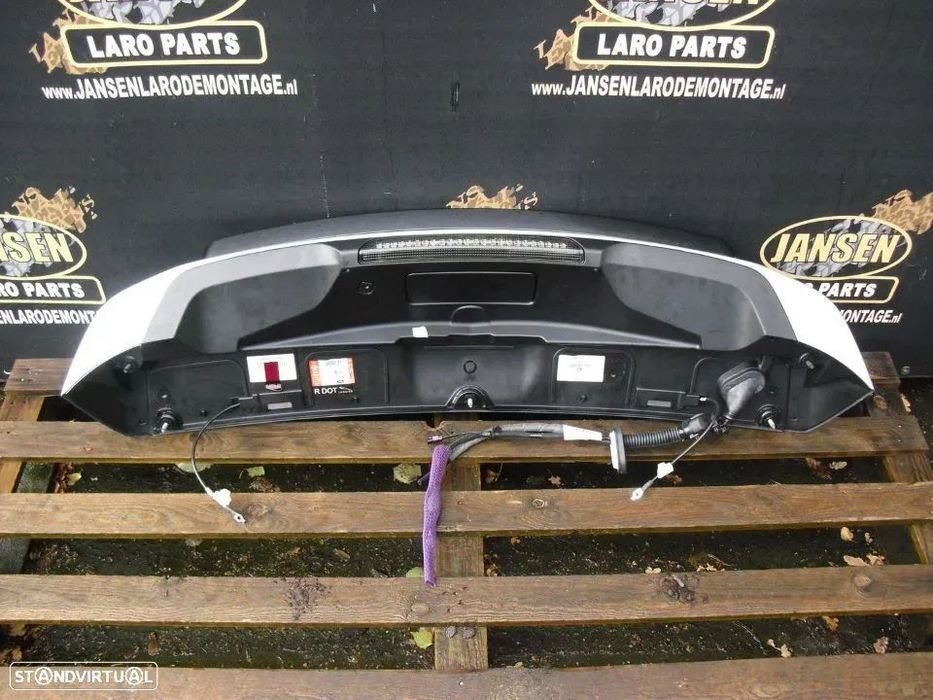 Range Rover Evoque Spoiler diversos porta mala farol stop antena GPS