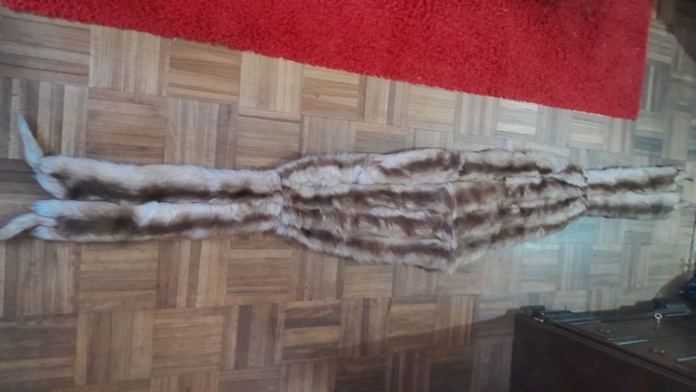 Pele de animal muito antiga.