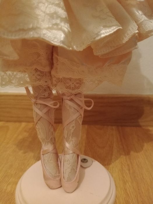 Boneca de porcelana