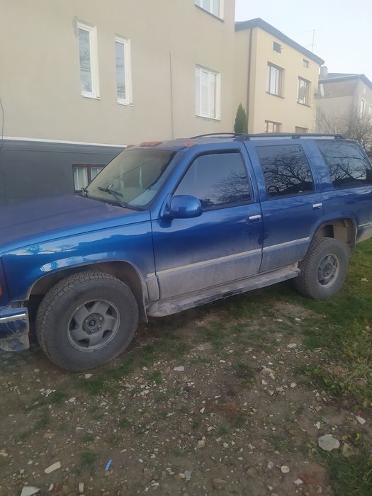 Продам GMC Yukon 5.7L