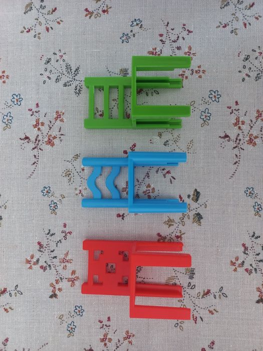 Gra mistakos, walka o stołki