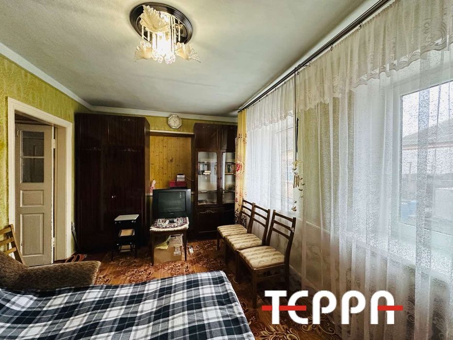 Продаж 2х будинків на одній ділянці