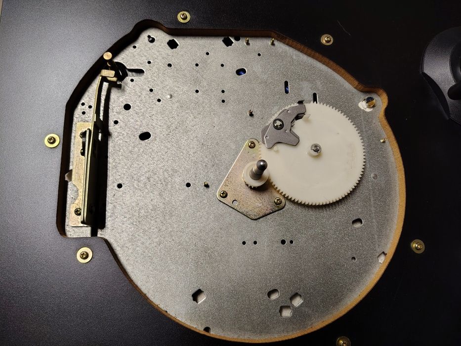 Zabytkowy gramofon