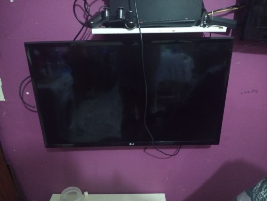 Tv 32 polgadas a funcionar bem