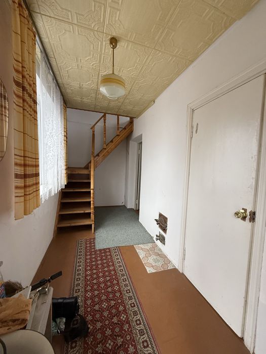 Дачний будинок продаж