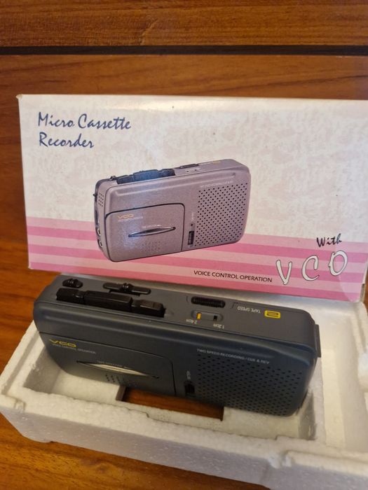 Gravador de microcassettes (som)