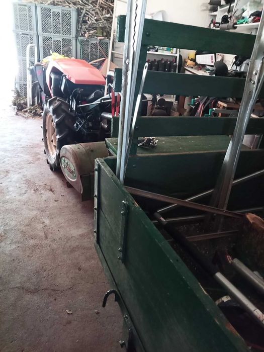 Motocultivador Goldoni719 com 19 cavalos