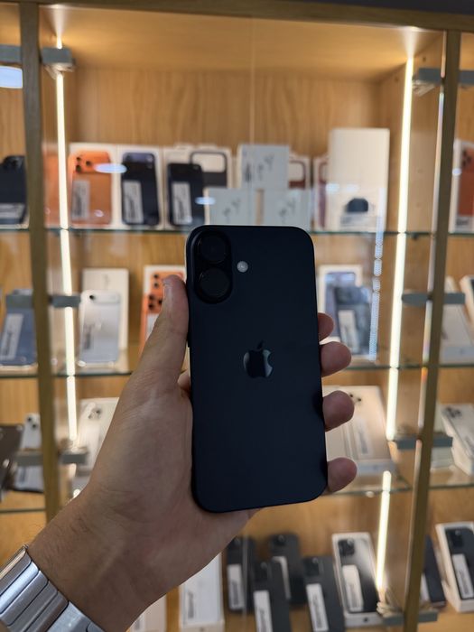 IPHONE 16 COM APENAS  2 CICLOS CARGA