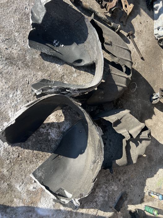 Передні задні підкрилки VW Tiguan Passat B7,8,9 USA Тігуан Пассат