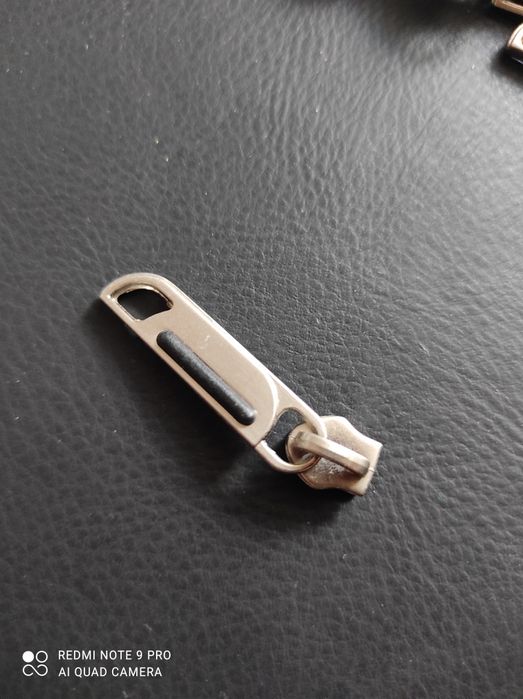 Молнии  на метраж и бегунки