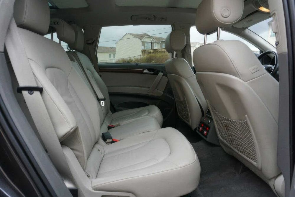 Audi Q7 3.0 quattro TDI Premium Plus      2015