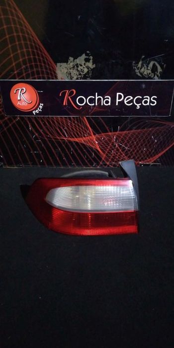 Farolim Stop Esq Renault Laguna Ii (Bg0/1_)