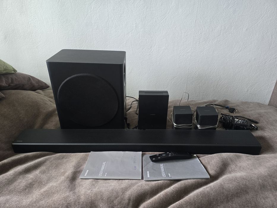soundbar samsung hw-q60t + satelity