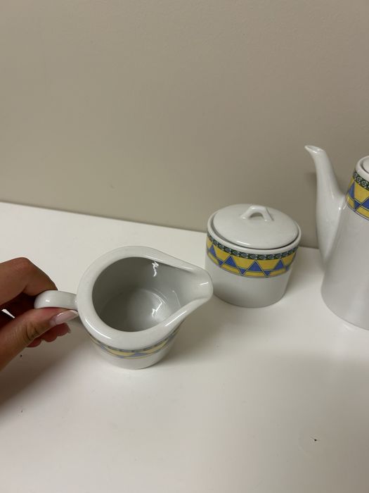 Porcelain Tea/Coffee Set423491387272079363