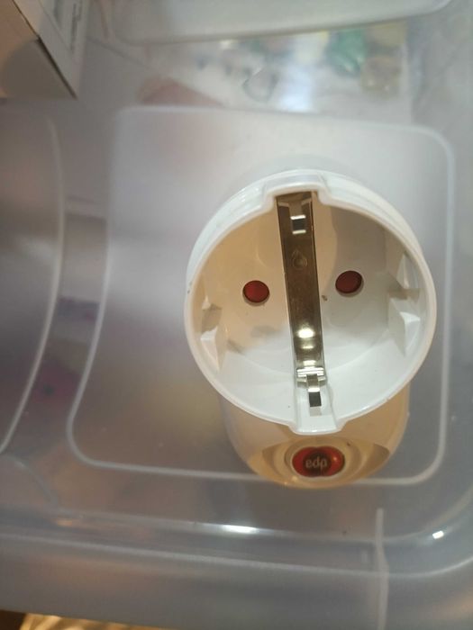 Tomada Inteligente EDP re:dy plug – Controlo de Consumos