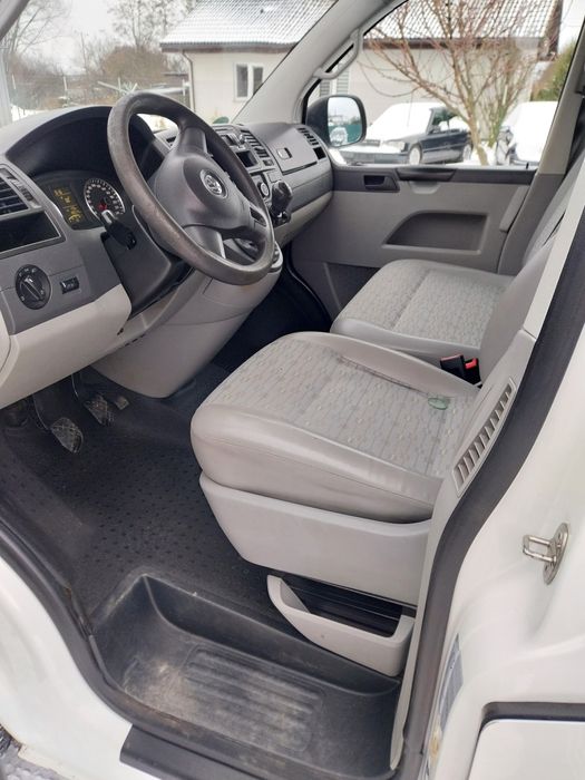 VW t5 lift 9 osobowa