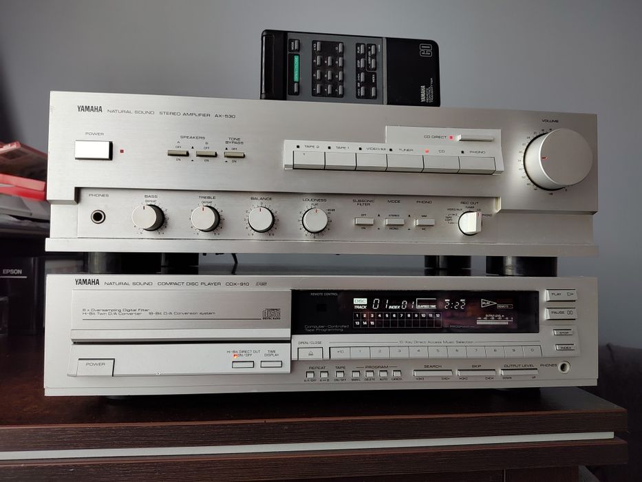Yamaha AX-530 CD Yamaha CDX-910 pilot