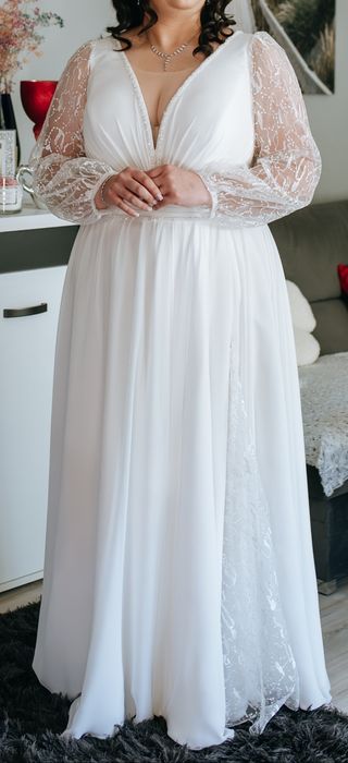 Suknia ślubna plus size