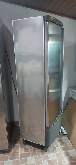 Entrega 2 Frigorificos inox para restauração  a funcionar, ler descrição do anúncio.