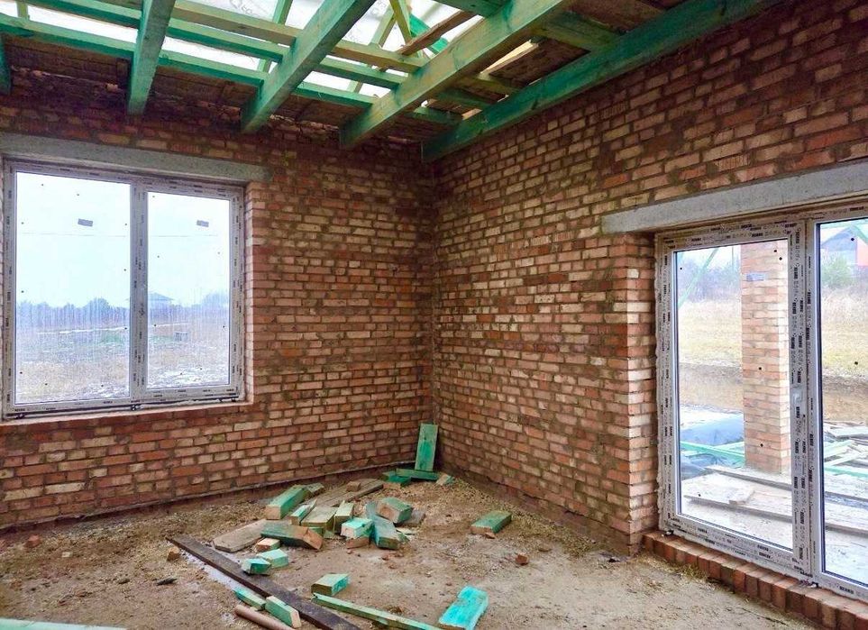 Продам будинок з ділянкою  6 сотих єОселя