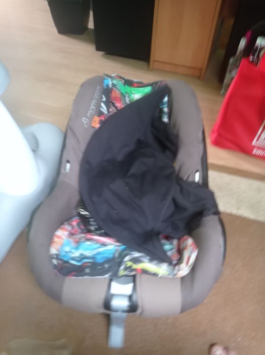 Fotelik/nosidełko samochodowy maxicosi dla niemowląt