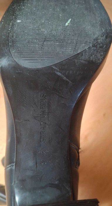 cienkie jesienne damskie botki na obcasie