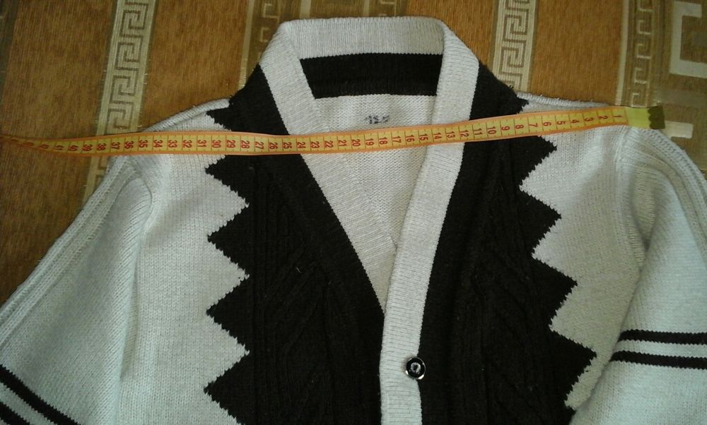 Кофта для хлопця в школу 9-10р