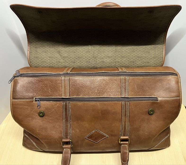 Saco em Pele Lotusse