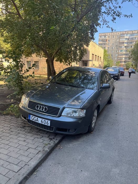 Audi A6 2004 рік