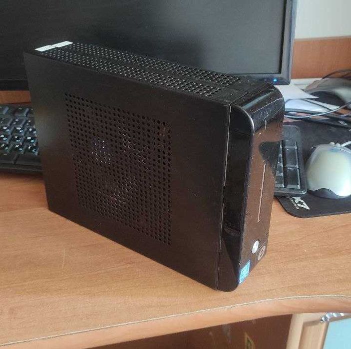 Компактний ПК / неттоп Intel Core i3-8100, 16 ГБ DDR4, SSD 240 ГБ