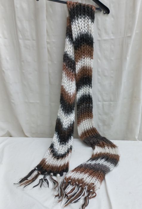 Unisex knitted scarf in brown tones