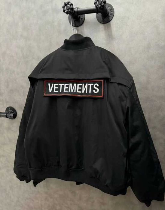 Бомбер VETEMENTS Police