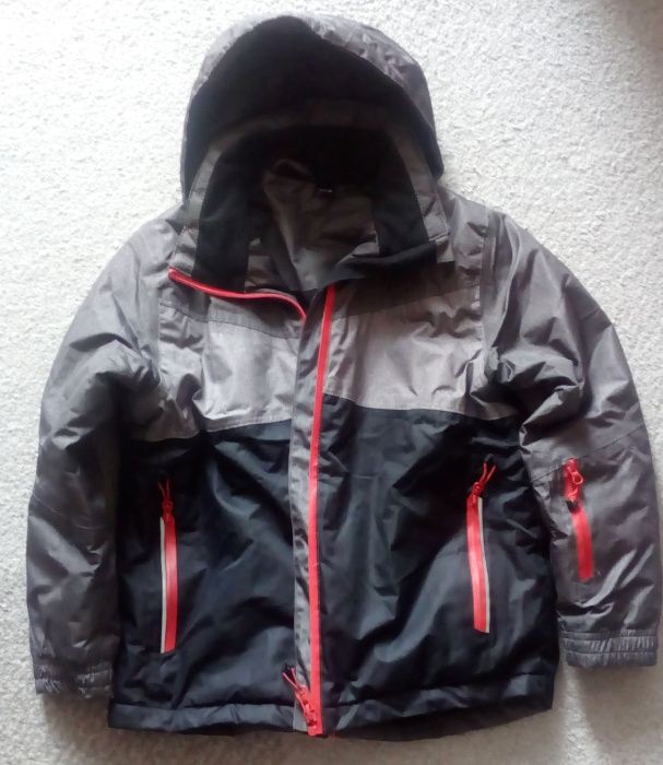 Kurtka chłopięca rozm 122-128 zimowa
