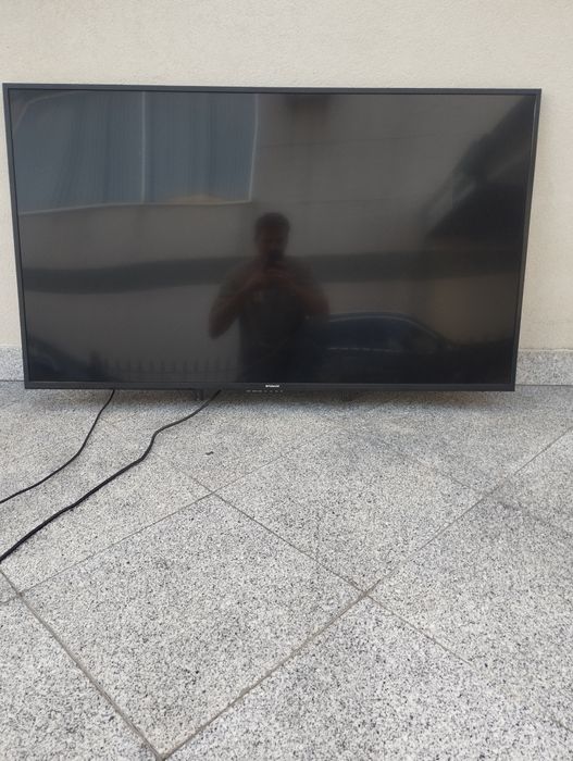 Televisão grande