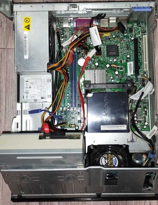 Lenovo ThinkCentre M57 SFF Intel Core 2 Duo E6550 2330Mhz 4MB 2 ядра 2 потоки