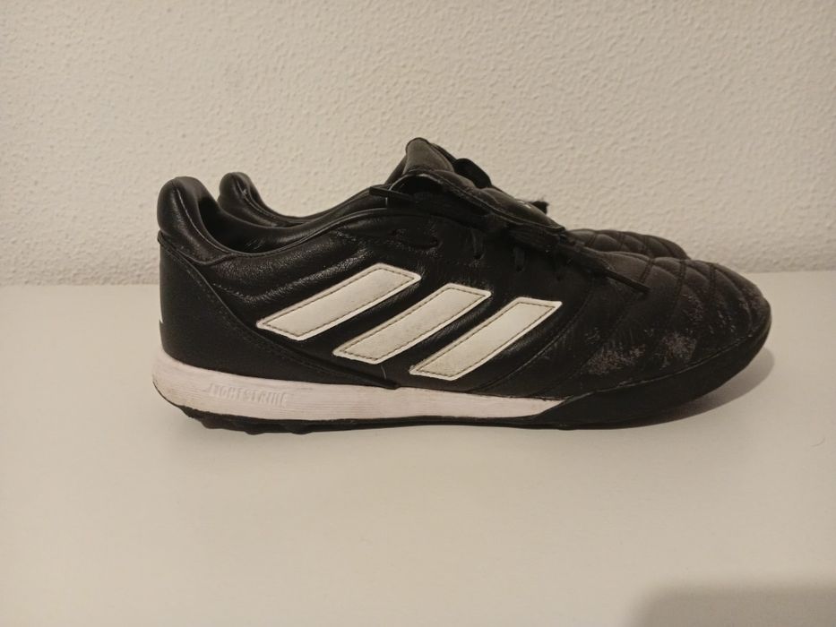 Chuteira Adidas Gloro