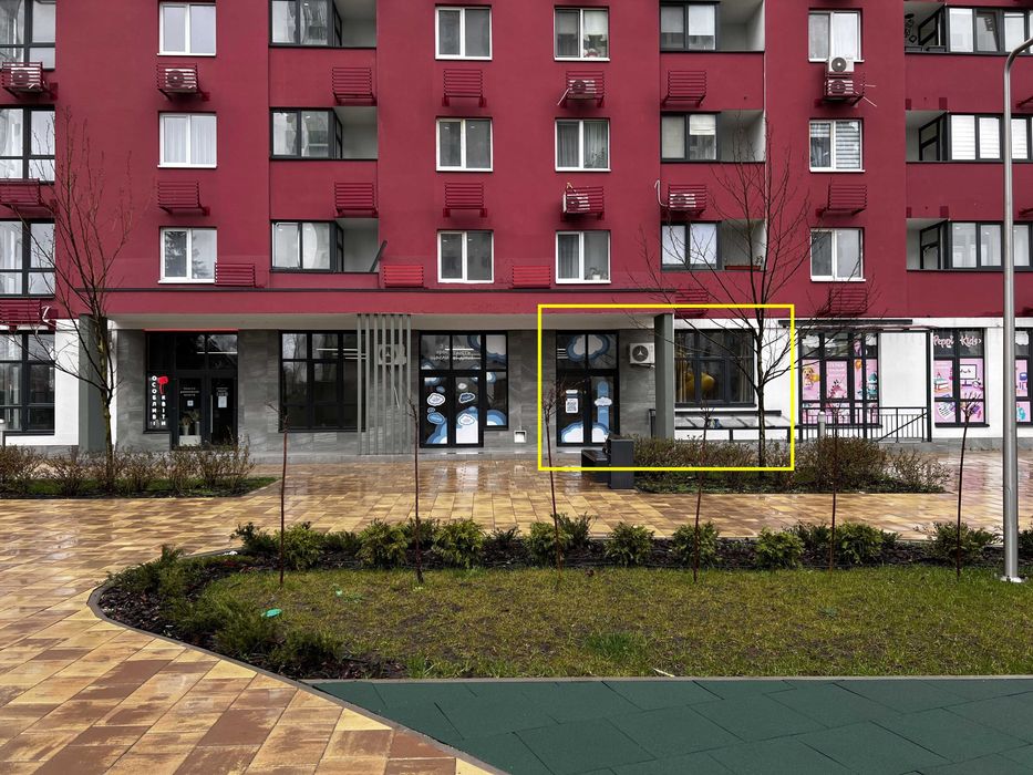 Здаємо торгове приміщення з новим ремонтом в ЖК Сирецькі Сади / 47 м²