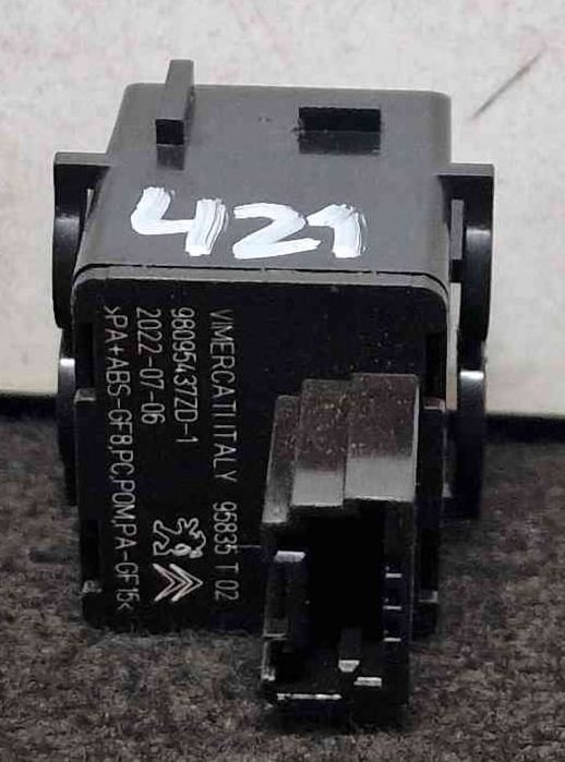 Botão / Interruptor Luzes 98095437ZD - PEUGEOT 2008 II
